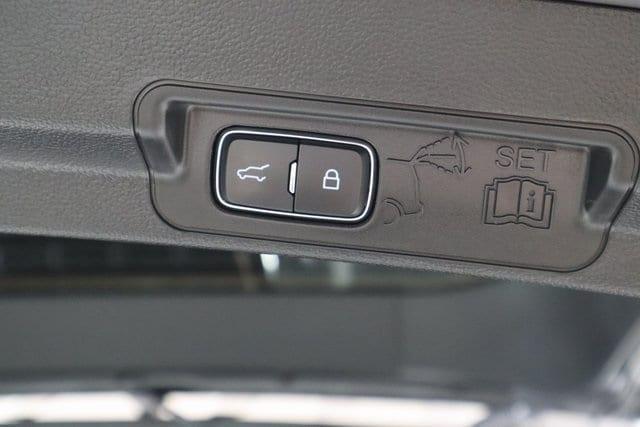 used 2024 Ford Explorer car