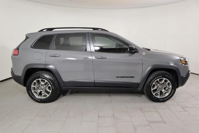 used 2023 Jeep Cherokee car