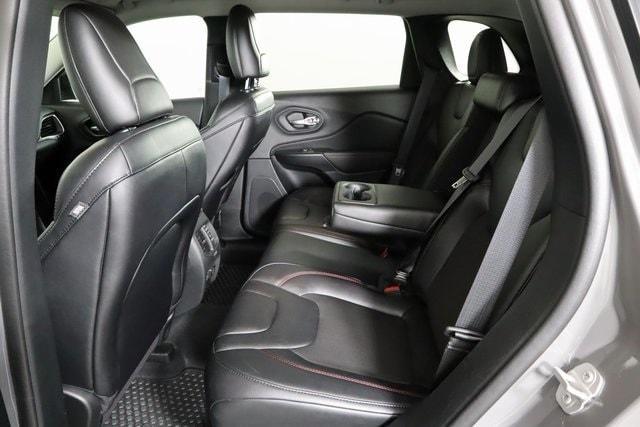 used 2023 Jeep Cherokee car