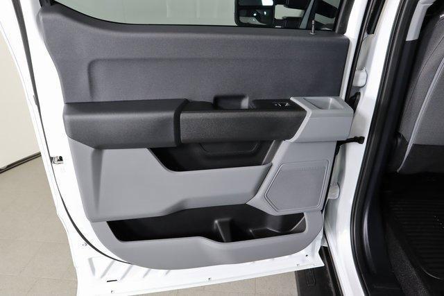 new 2025 Ford F-250 car, priced at $68,455