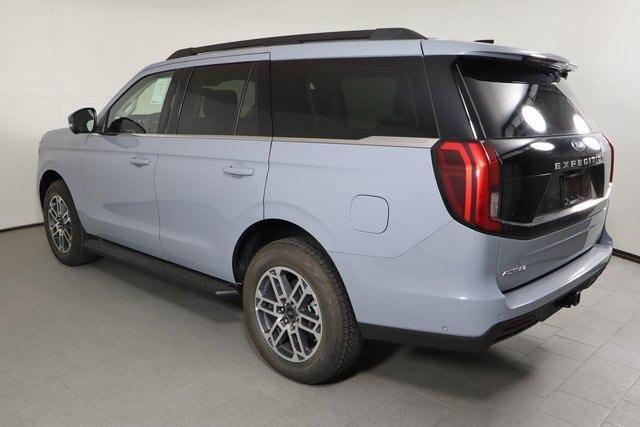 new 2025 Ford Expedition car, priced at $72,205