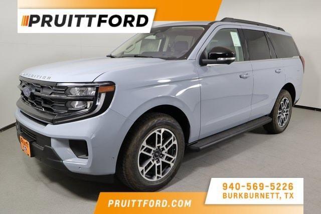 new 2025 Ford Expedition car, priced at $72,205