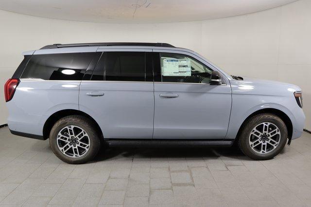 new 2025 Ford Expedition car, priced at $72,205