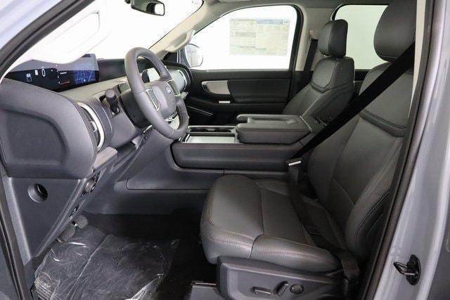 new 2025 Ford Expedition car, priced at $72,205