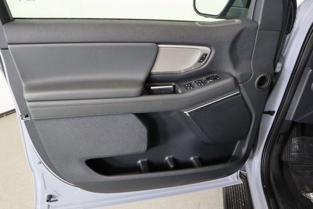 new 2025 Ford Expedition car, priced at $72,205