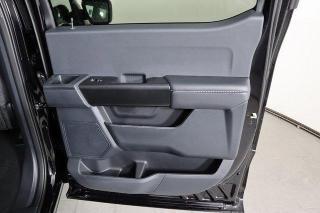 new 2025 Ford F-150 car, priced at $55,300