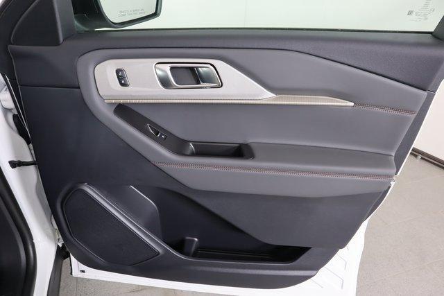 new 2025 Ford Explorer car, priced at $52,005