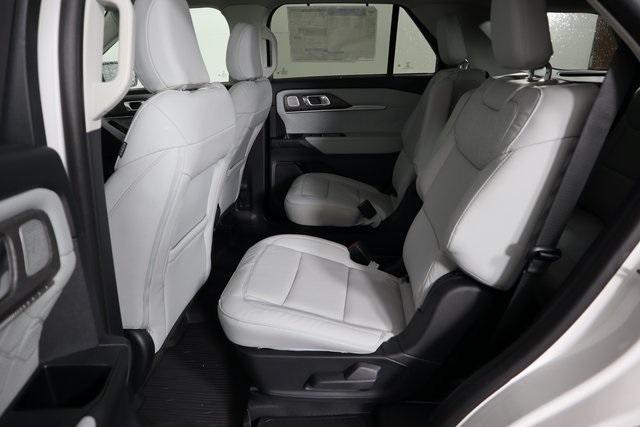 new 2025 Ford Explorer car, priced at $58,860