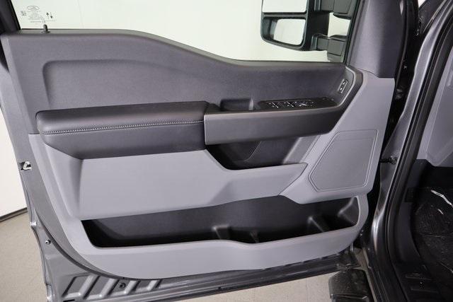 new 2025 Ford F-250 car, priced at $60,820