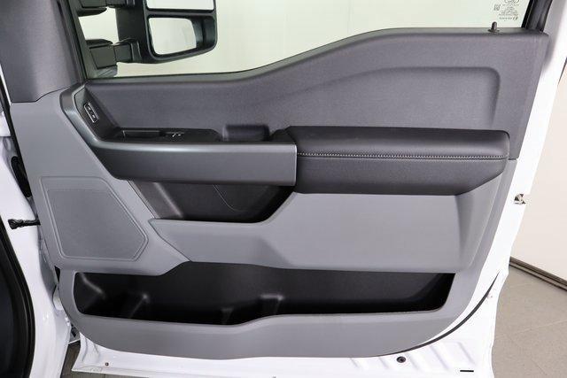 new 2025 Ford F-250 car, priced at $57,705