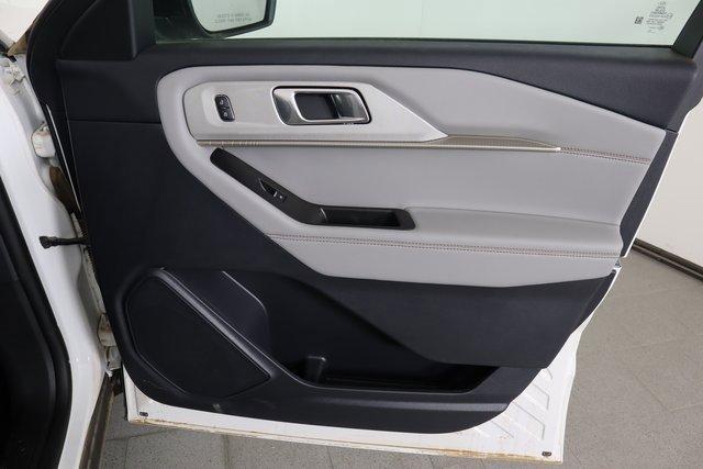 new 2025 Ford Explorer car, priced at $45,605