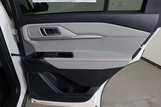 new 2025 Ford Explorer car, priced at $45,605