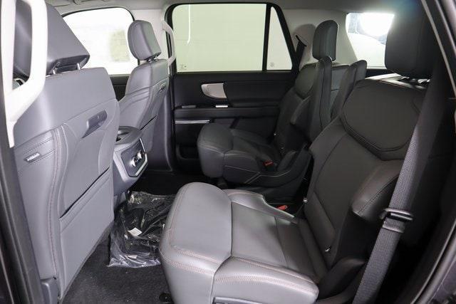 new 2025 Ford Expedition car, priced at $69,225