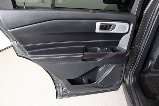 used 2020 Ford Explorer car