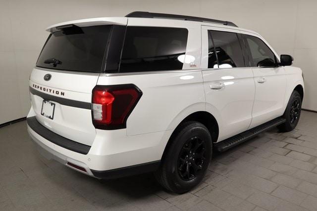 used 2024 Ford Expedition car, priced at $63,950