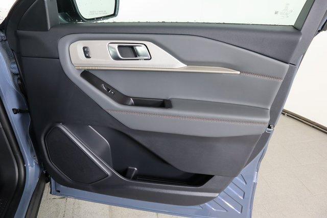 new 2025 Ford Explorer car, priced at $51,390