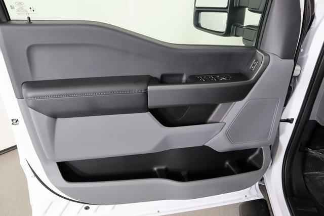 new 2025 Ford F-350 car, priced at $73,635