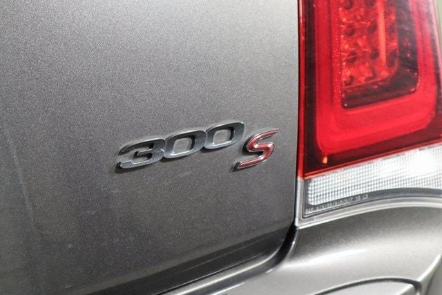 used 2023 Chrysler 300 car