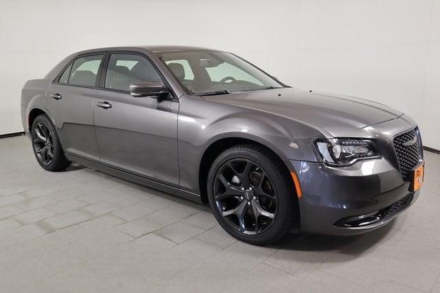 used 2023 Chrysler 300 car