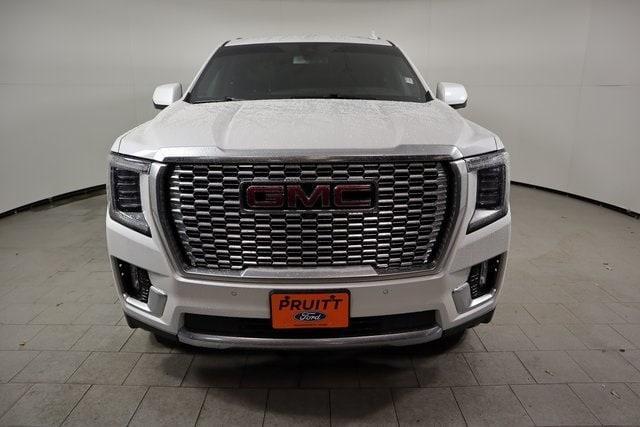 used 2022 GMC Yukon XL car