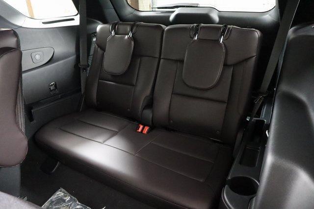 new 2025 Ford Explorer car, priced at $55,075