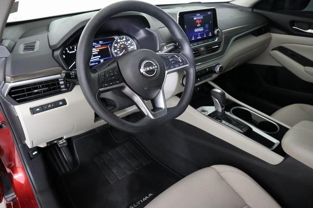used 2024 Nissan Altima car