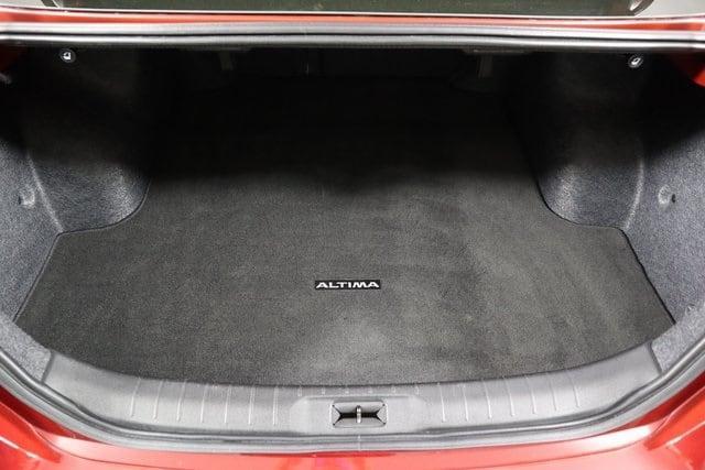 used 2024 Nissan Altima car