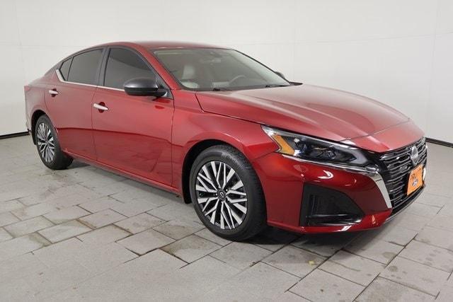 used 2024 Nissan Altima car