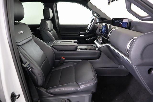 new 2025 Ford Expedition car, priced at $84,730
