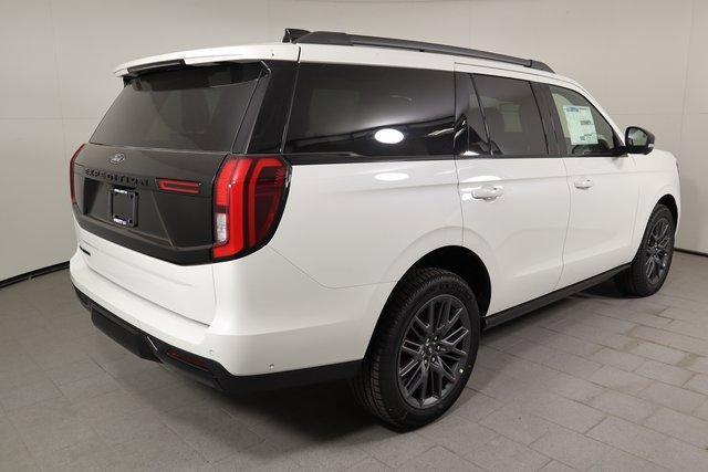 new 2025 Ford Expedition car, priced at $84,985