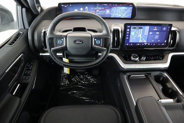 new 2025 Ford Expedition car, priced at $84,985