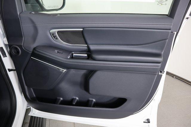 new 2025 Ford Expedition car, priced at $84,985