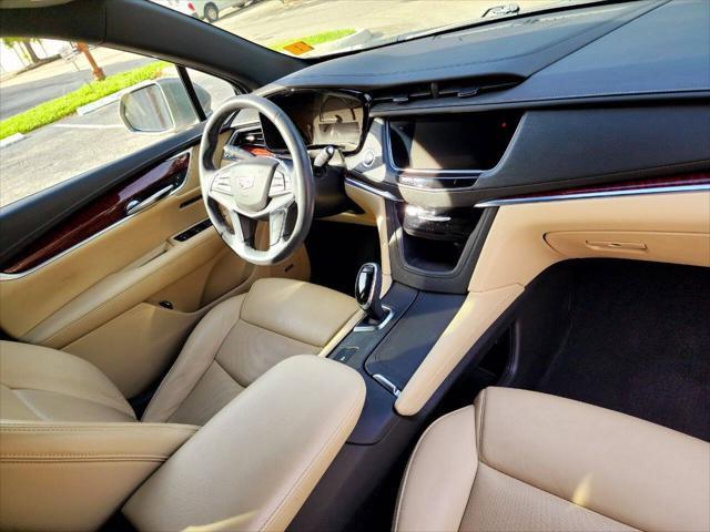used 2018 Cadillac XT5 car, priced at $14,999