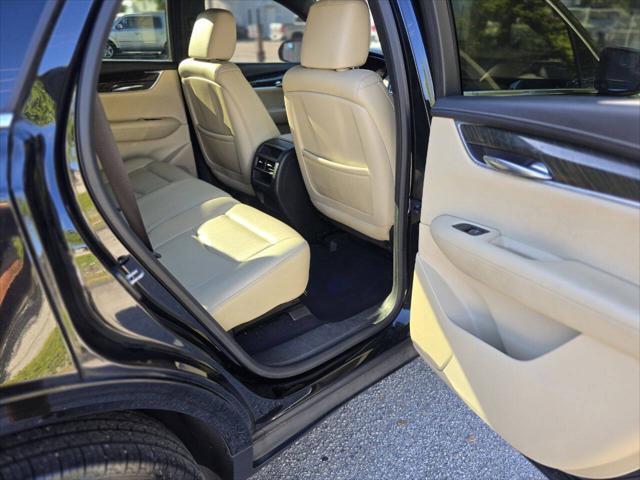 used 2017 Cadillac XT5 car, priced at $13,999