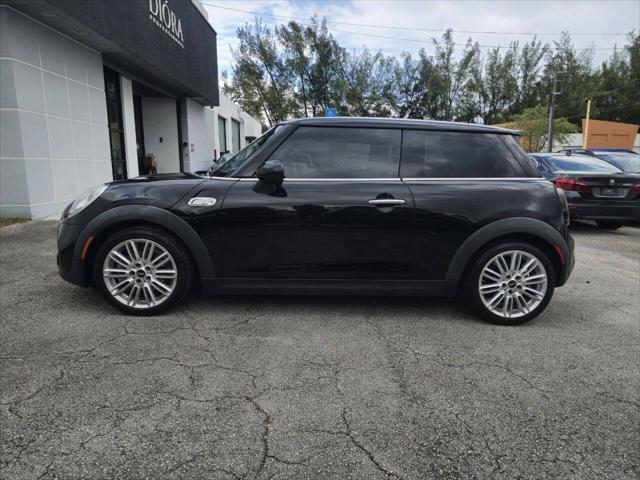 used 2015 MINI Hardtop car, priced at $7,999