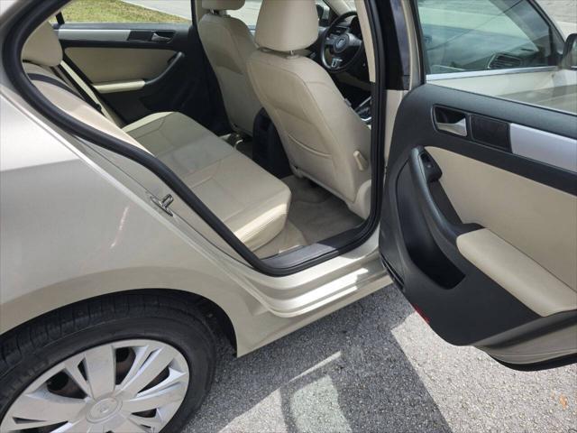 used 2013 Volkswagen Jetta car, priced at $8,999
