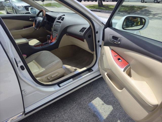 used 2011 Lexus ES 350 car, priced at $11,499