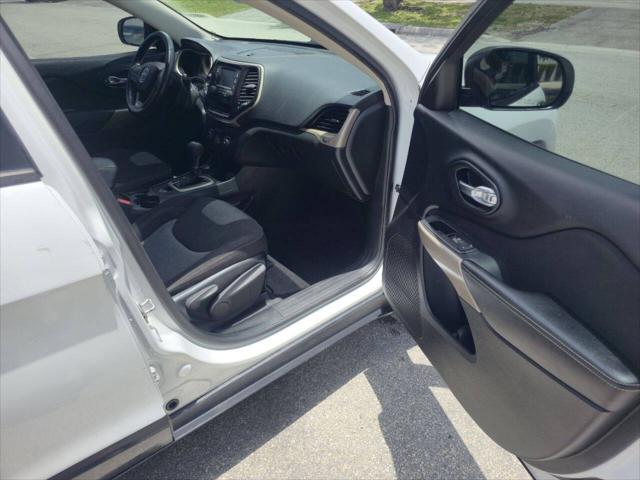 used 2017 Jeep Cherokee car, priced at $9,999