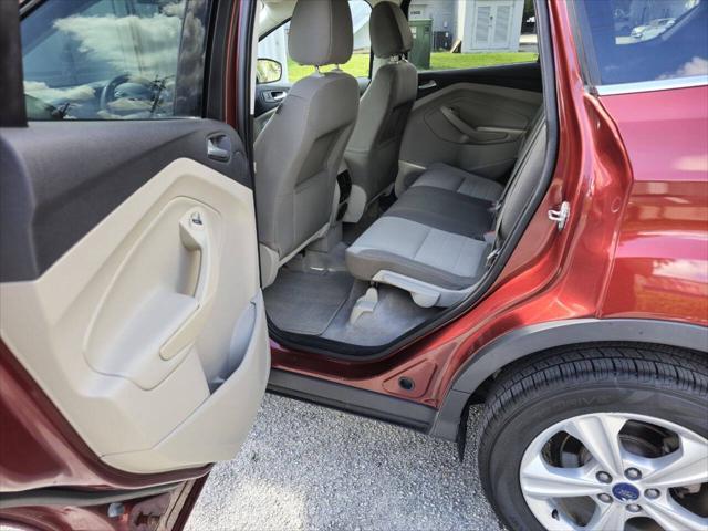 used 2014 Ford Escape car, priced at $7,899