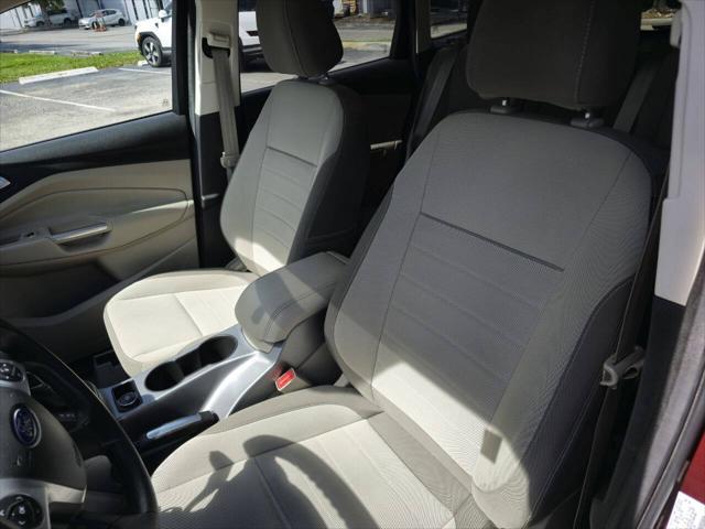 used 2014 Ford Escape car, priced at $7,899