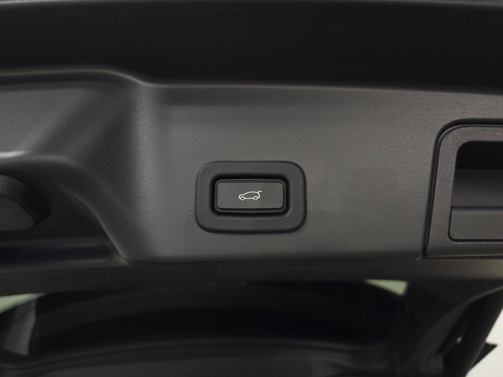 used 2022 Land Rover Range Rover Evoque car, priced at $36,910