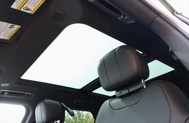 new 2025 Land Rover Range Rover Sport car, priced at $94,905