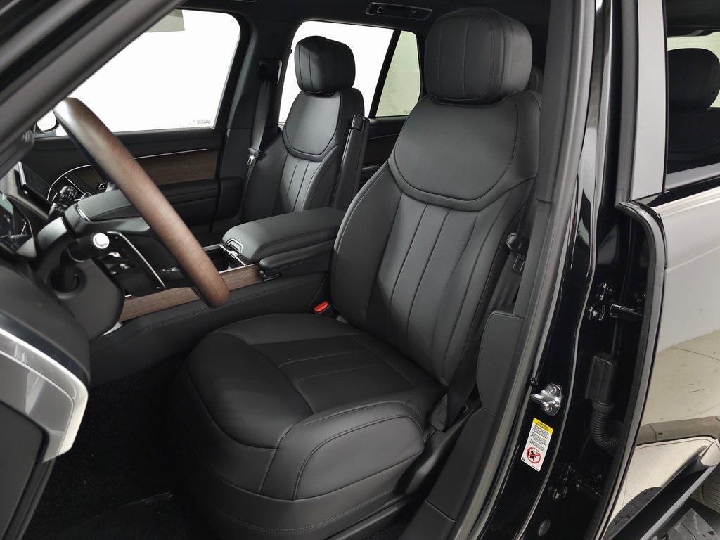 new 2025 Land Rover Range Rover car, priced at $131,435