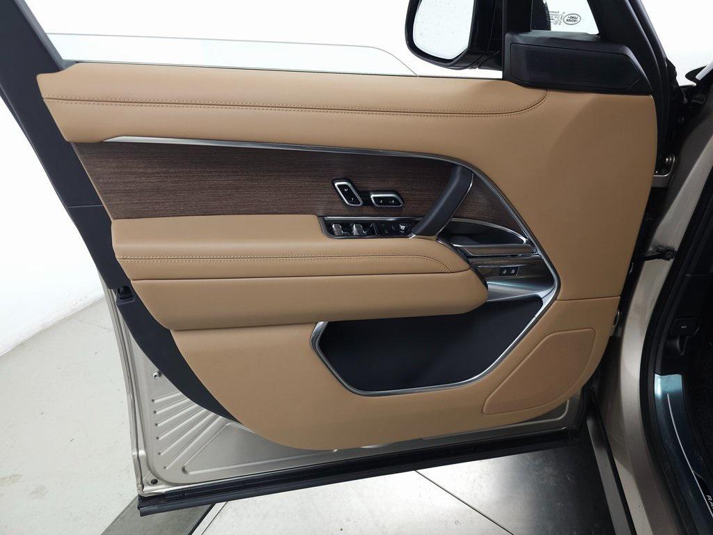 new 2025 Land Rover Range Rover car, priced at $127,125