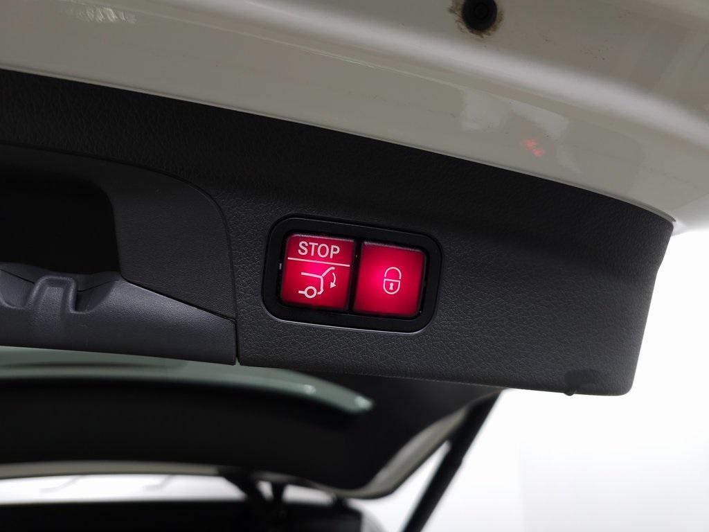 used 2020 Mercedes-Benz GLE 350 car, priced at $32,999