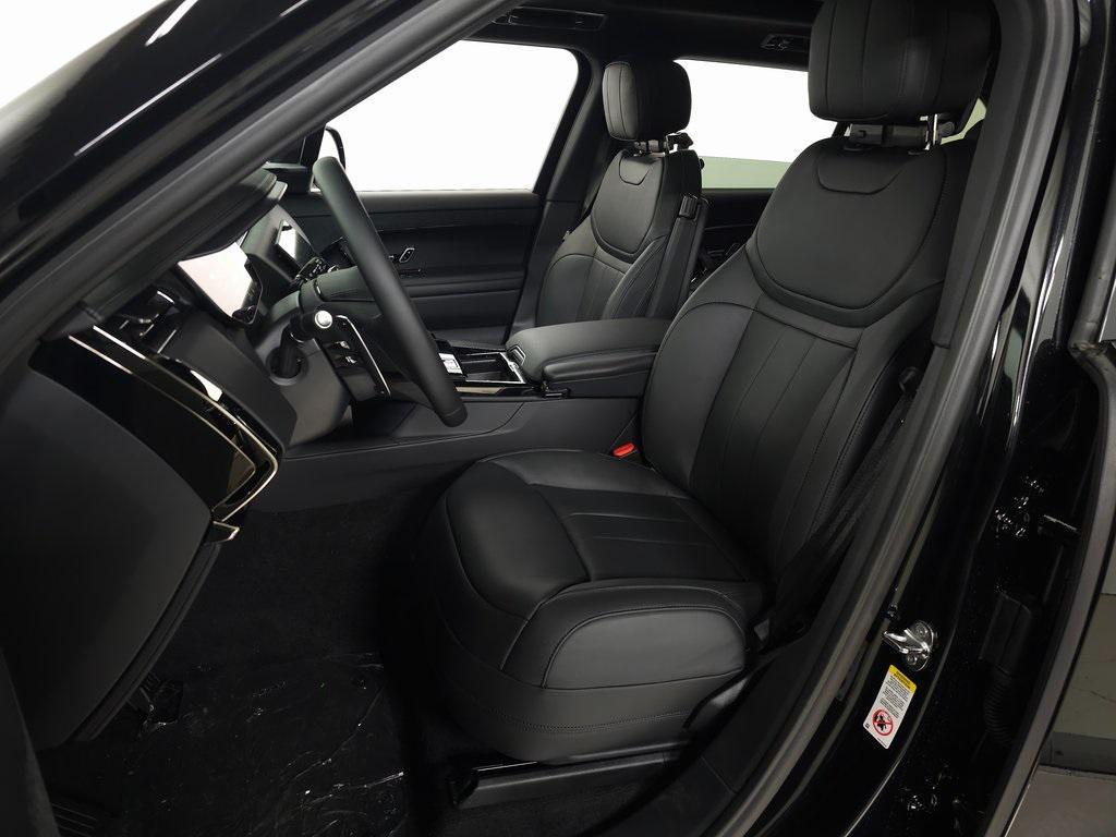 new 2025 Land Rover Range Rover Sport car, priced at $109,540