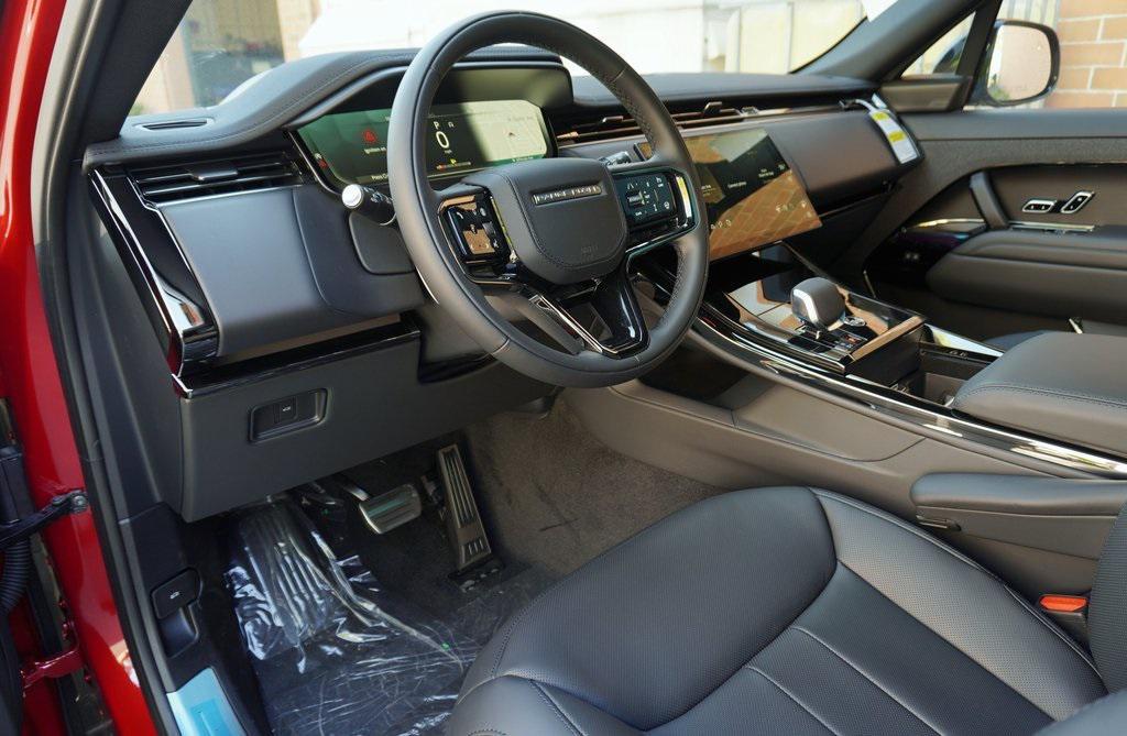 new 2025 Land Rover Range Rover Sport car, priced at $106,195