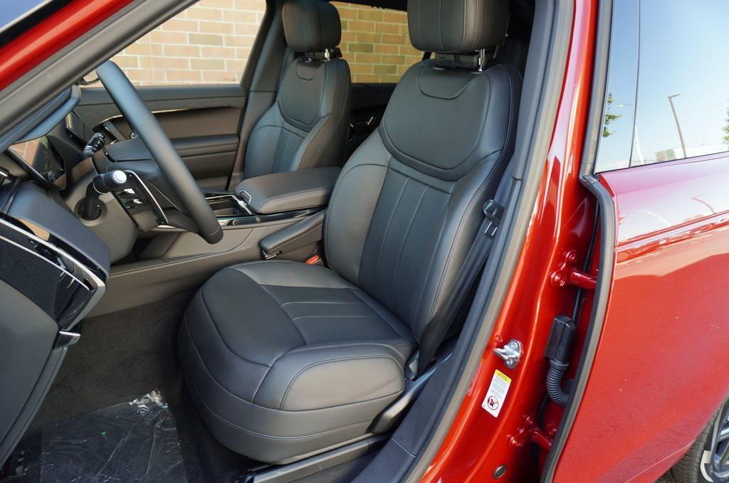 new 2025 Land Rover Range Rover Sport car, priced at $106,195