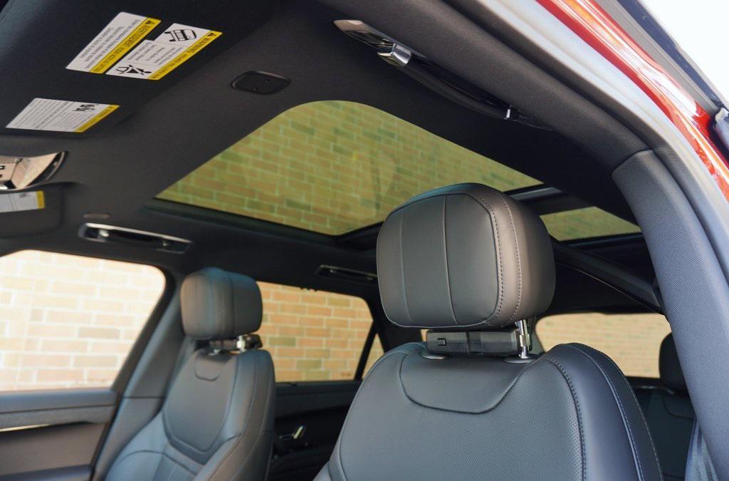 new 2025 Land Rover Range Rover Sport car, priced at $106,195