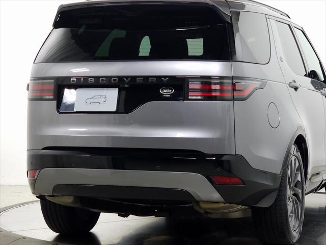 used 2022 Land Rover Discovery car, priced at $47,990